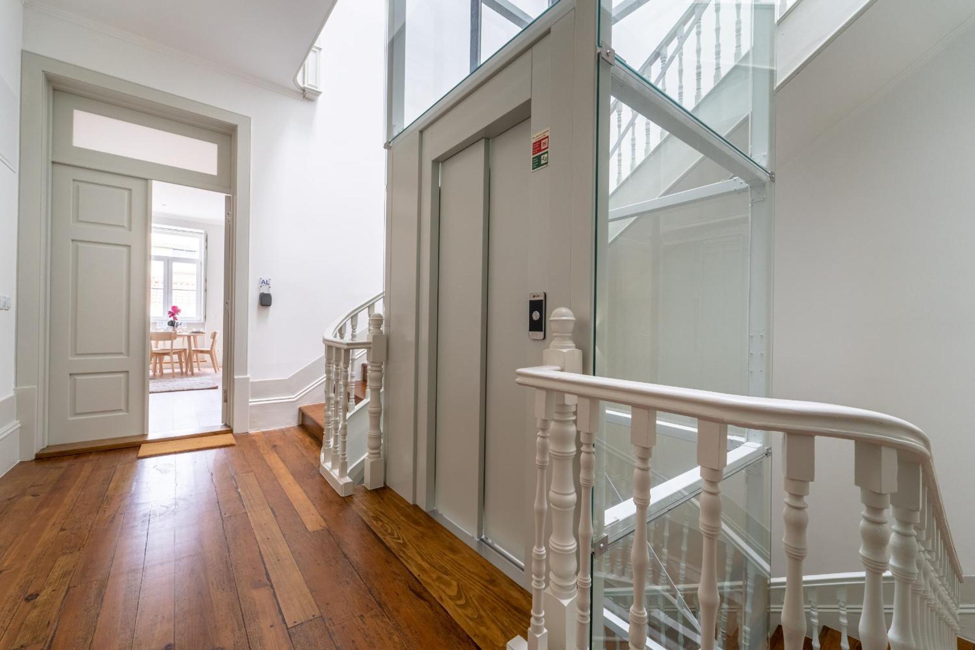Escadaria 21 Apartment By House And People Braga Esterno foto